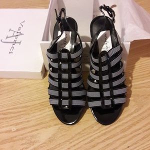 Black & white strappy sandals NWOT